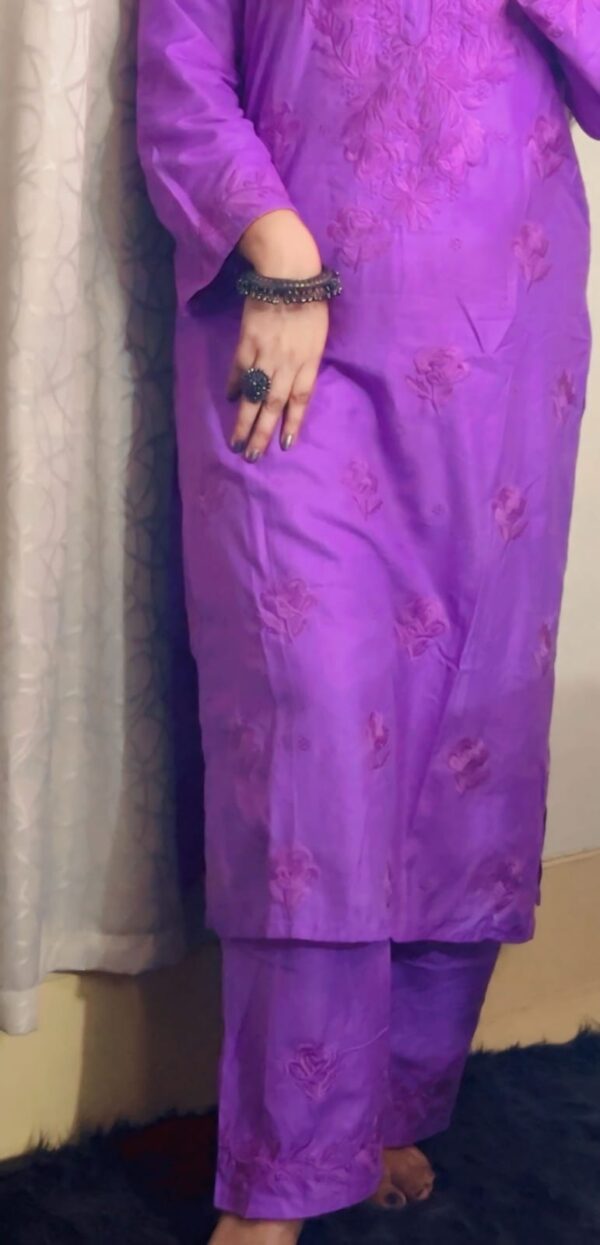 Lucknow Ready-Made Embroidered Two-Piece (Code: LP-504) - Image 2