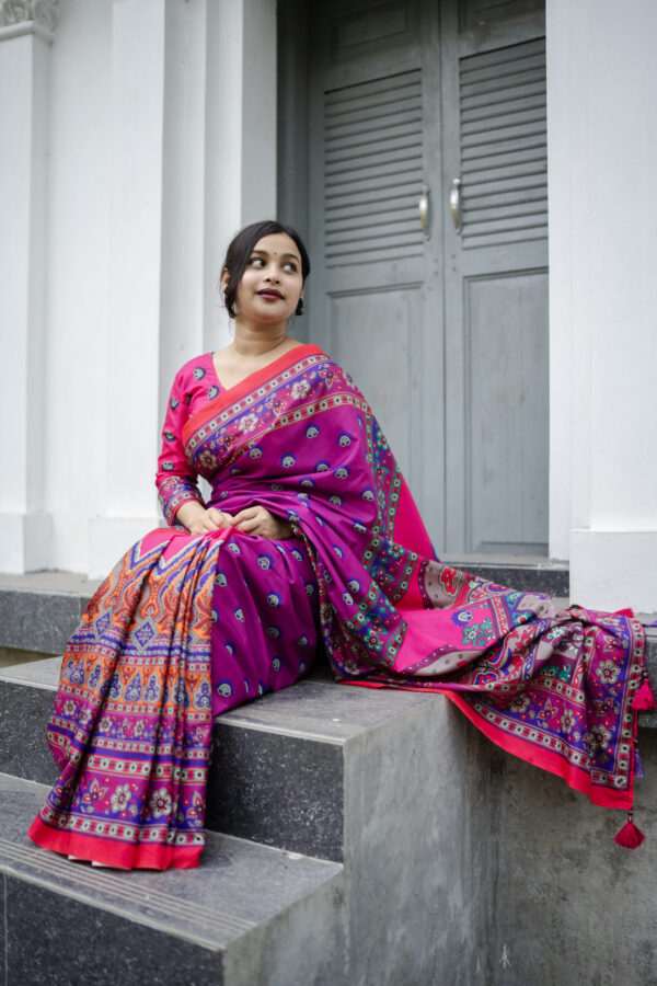 Rupnandini | রুপনন্দিনী  Grand Heritage Silk Saree – Majestic Digital Weaves  RNHS-25X - Image 5