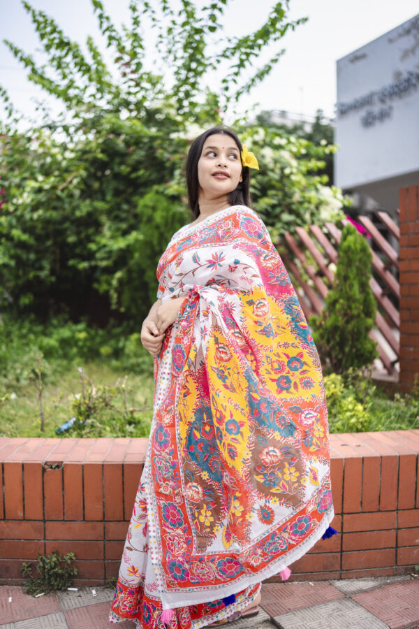 বসন্তবালা | BosontoBala – স্ক্রিন প্রিন্ট হাফসিল্ক শাড়ি + ফ্রি ব্লাউজ পিস