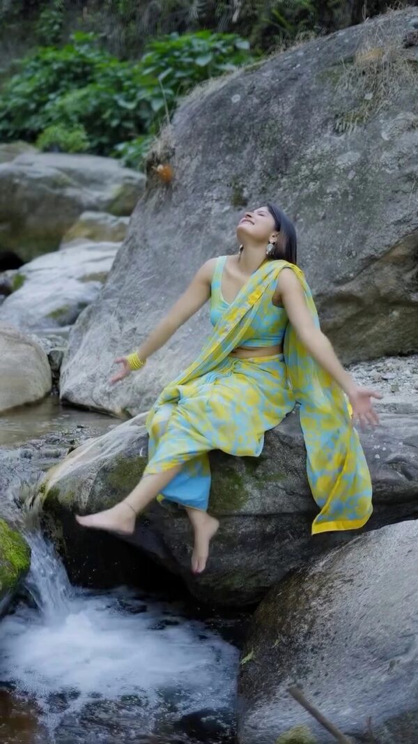 রোদবালিকা | Rodobalika – The Saree That Smiles in Sunshine - Image 4