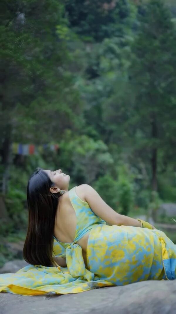 রোদবালিকা | Rodobalika – The Saree That Smiles in Sunshine