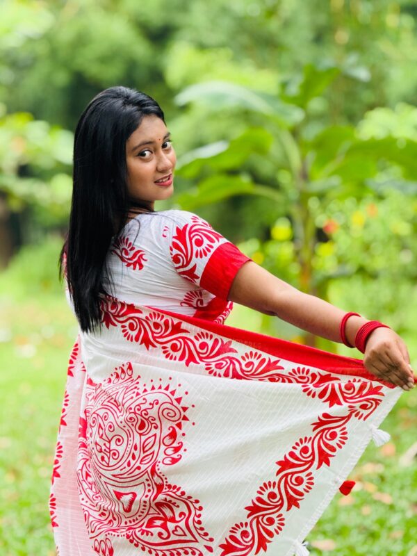Elegant Red & White Screen Print Saree – Soft Cotton Silk Touch - Image 4