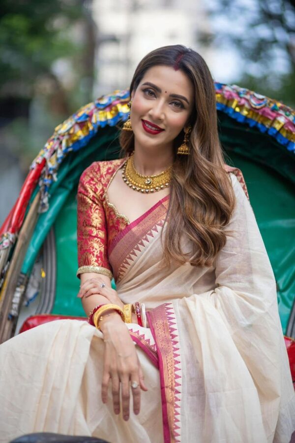Tangail Nakshi Par Saree - Image 5