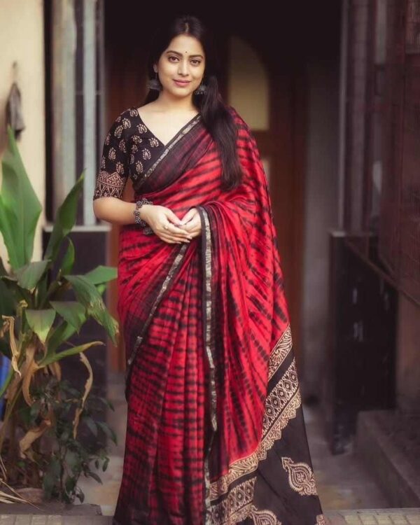 Premium Quality Digital Print Saree — Bliss | BUS-DP-4002 - Image 3