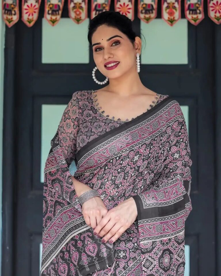 Premium Quality Digital Print Saree — Bliss | BUS-DP-3002 - Image 2